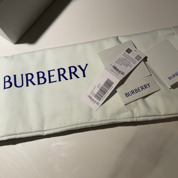 Burberry Rubber Marsh Calf-Length Rain Boots, Brand Size 38 (US Size 8) $870 - Picture 6 of 7